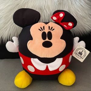 NWT Disney Minnie Mouse Round Bean Bag Disneyworld